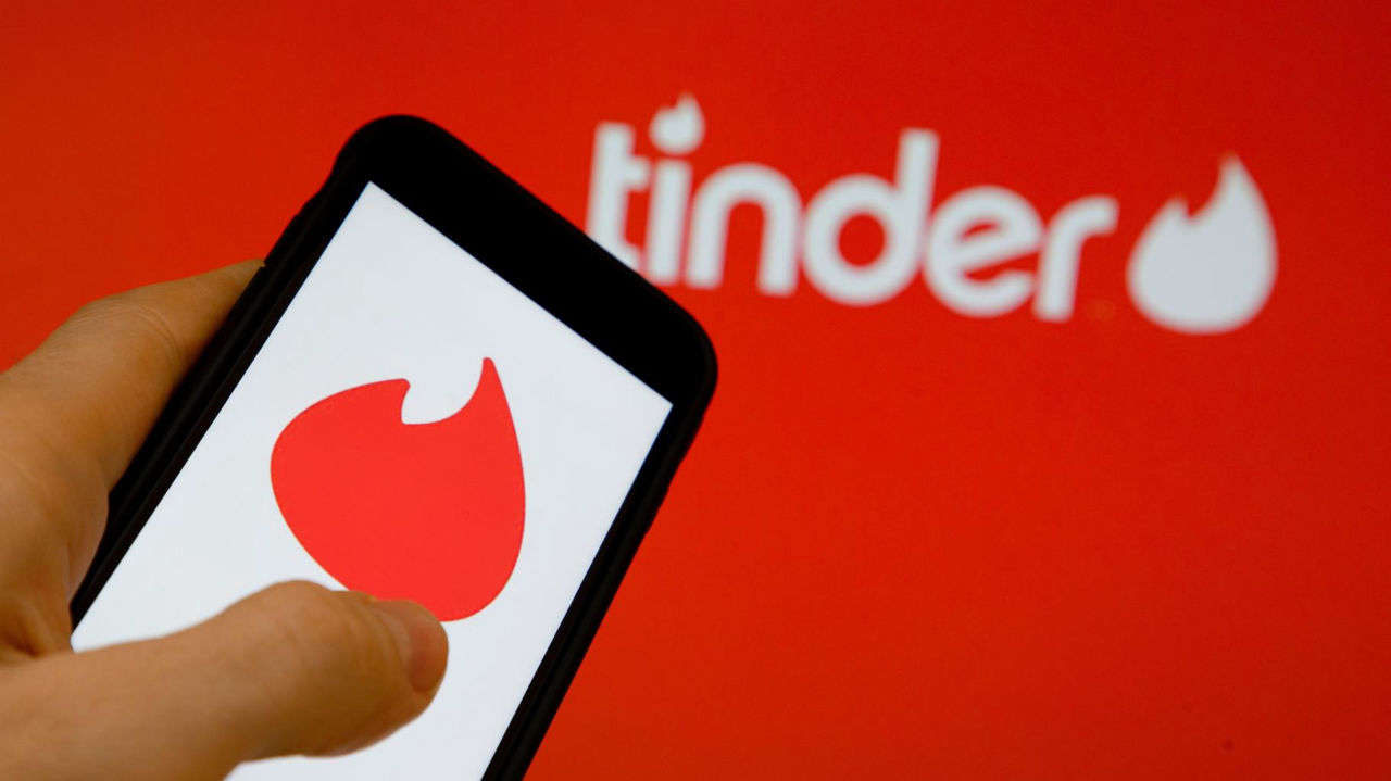 Tinder объявил об уходе из России.