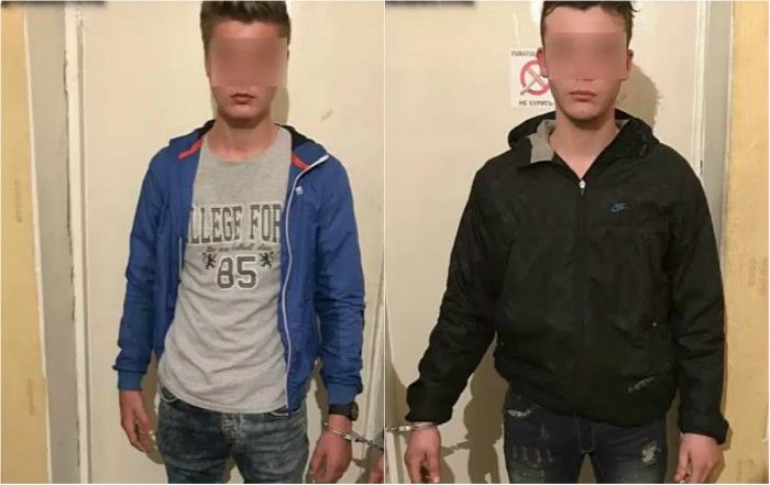 Câțiva trecători au reținut un minor care a încercat să jefuiască o femeie în stradă. Foto: politiacapitalei.md 