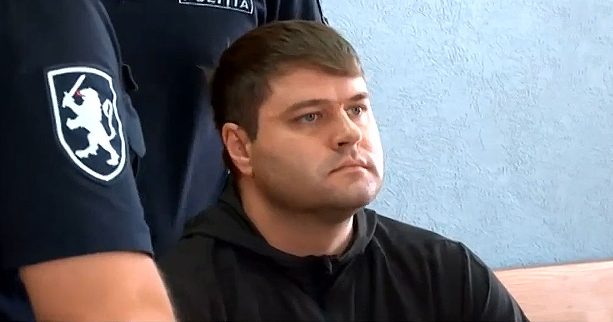 Виновник ДТП на бульваре Дечебал предстал перед судом по другому делу.