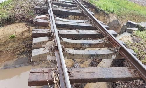 Opoziția minte că trenurile au fost oprite ca oamenii să nu vină la protest. Foto: gov.md