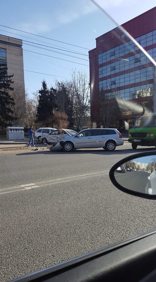 На Рышкановке произошла тройная авария.