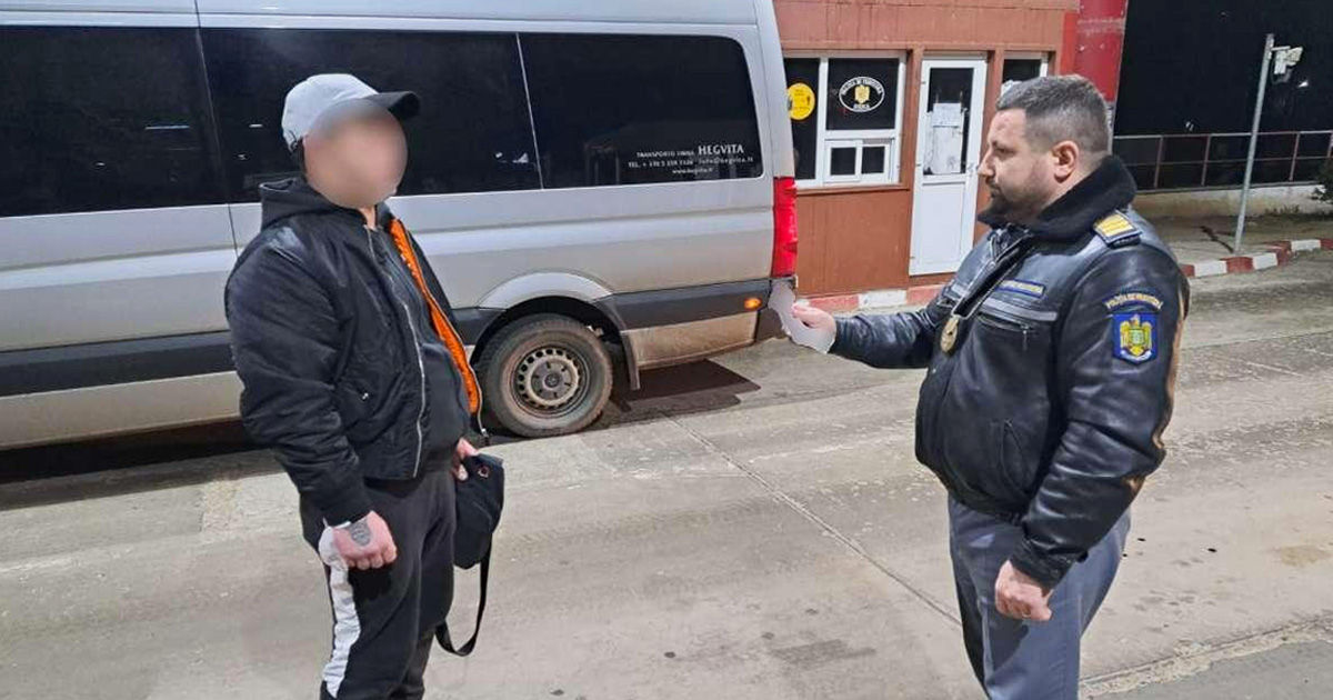 В Румынии у гражданина Молдовы обнаружили купленные за €300 водительские права.