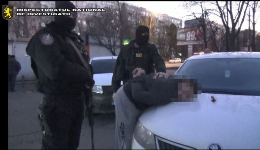 Liderul unui grup specializat în trafic de droguri, prins la frontieră.