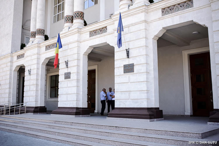 Генпрокуратура предложит способы взыскания похищенных из банков средств.