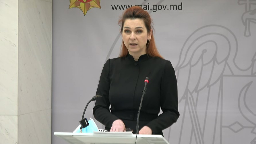 Ревенко: Разрешены авиарейсы для вывоза беженцев.