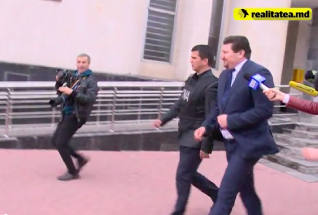 A fost prelungit mandatul de arest la domiciliu pentru ex-ministrul Grama. 
