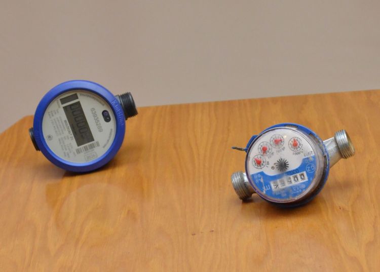Lista altor 100 de blocuri în care vor fi instalate apometre, aprobată. Foto: acc.md