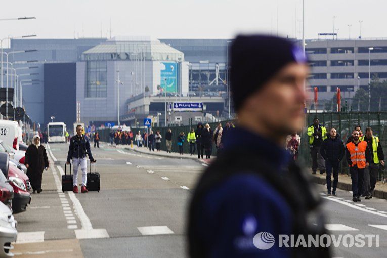 В Брюсселе произошла серия терактов: взрывные устройства сработали в аэропорту "Завентем" и в метро.
