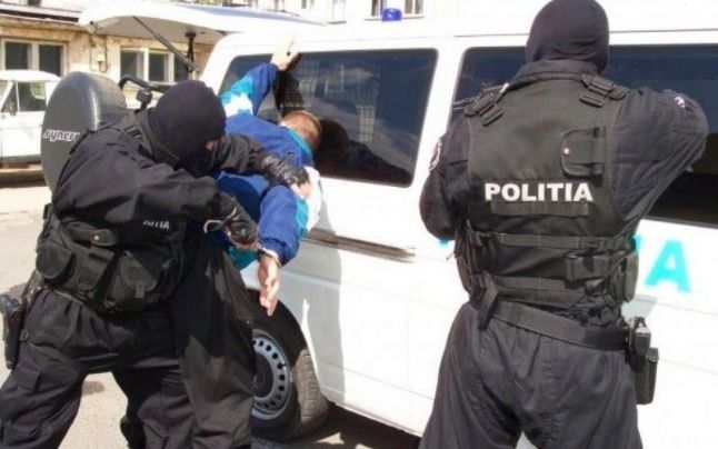 „Căpcăunul“, unul dintre cei mai periculoşi interlopi ieşeni, reţinut de oamenii legii din Republica Moldova.