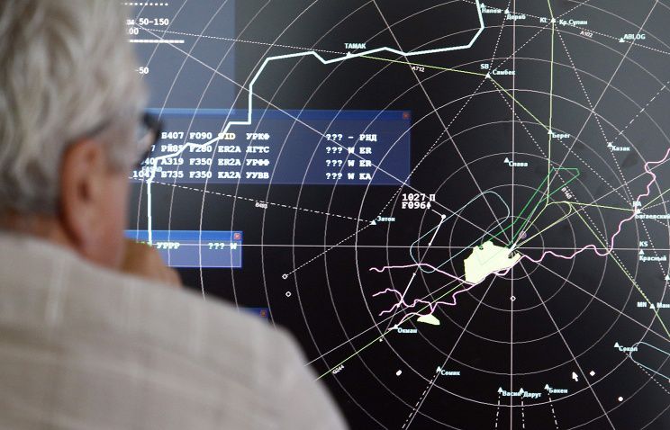 Космические станции смогут получать сигналы системы ADS-B о движении самолетов.