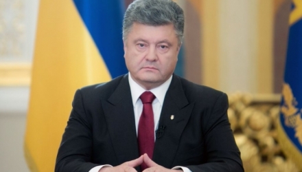 Петр Порошенко заявил во вторник, что стране необходимо выстроить мощную и надежную систему безопасности государственной границы.