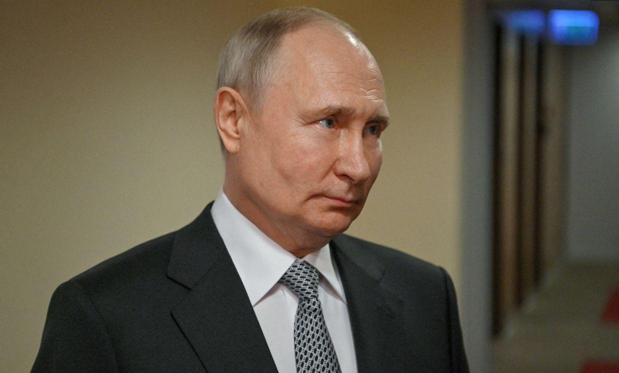 Власти ЮАР: Мы были бы счастливы, если бы Путин не приехал на саммит БРИКС.