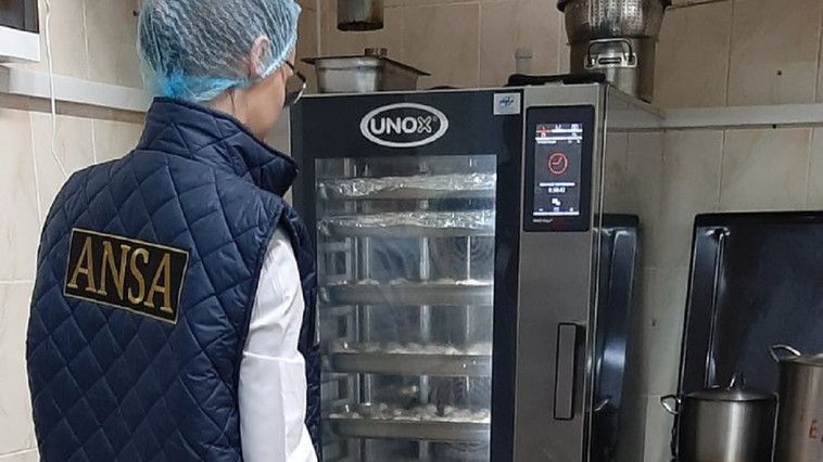 ANSA провело рейды в заведениях общепита.