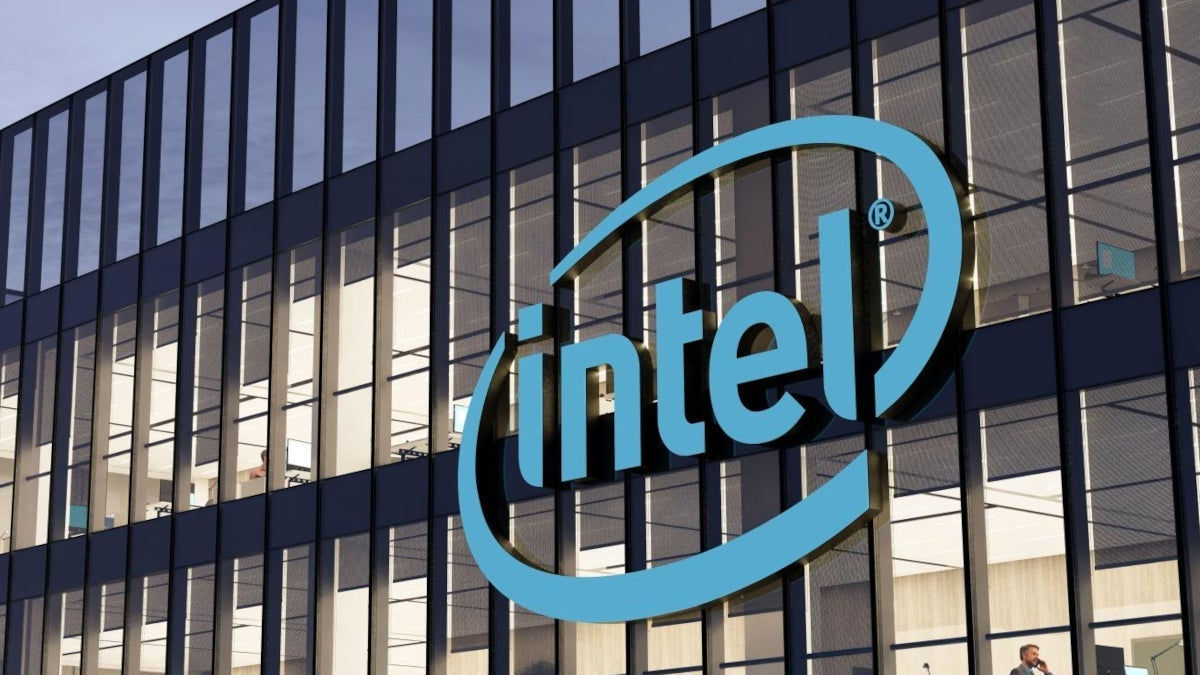 Intel анонсировала новую волну увольнений.