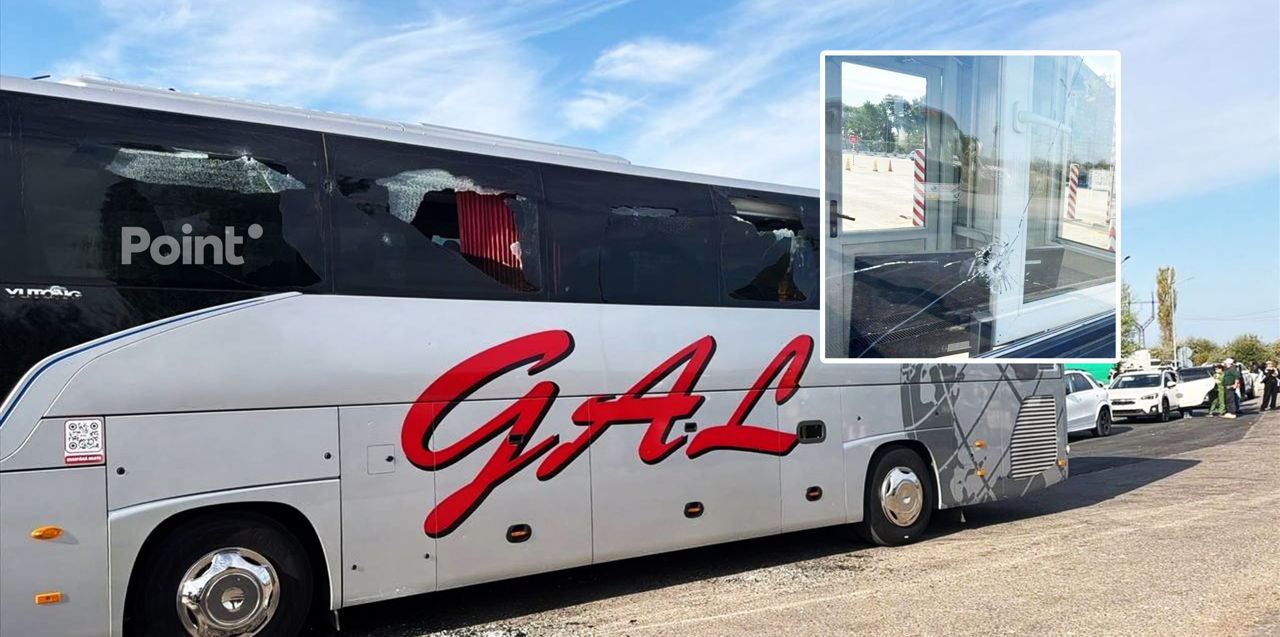 Un proiectil a lovit un autobuz de rută la punctul de trecere Palanca: Un polițist de frontieră, rănit.