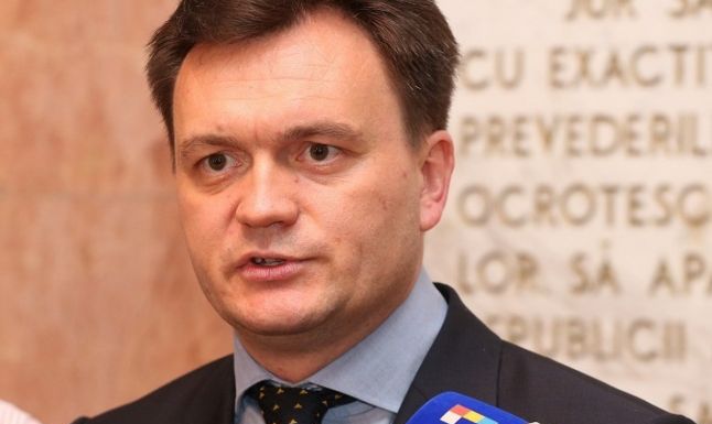 Şeful de la Interne, Dorin Recean, figurează într-un dosar penal.
