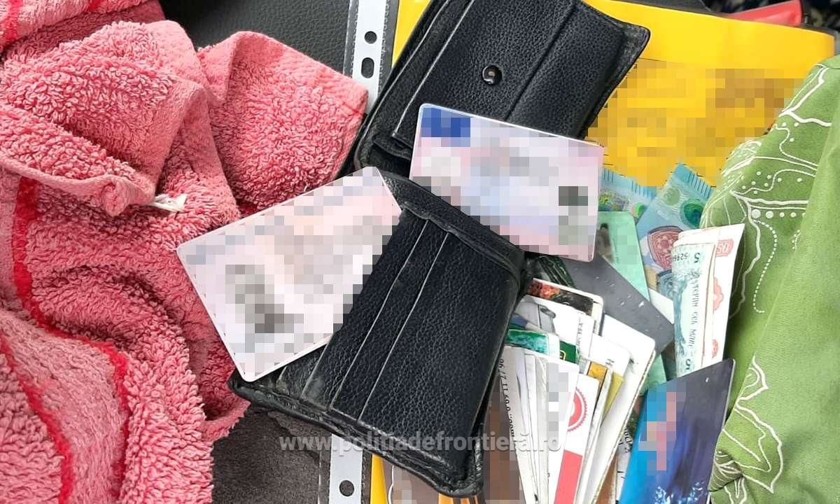 В Румынии на границе у молдаванина изъяли поддельные водительские права.
