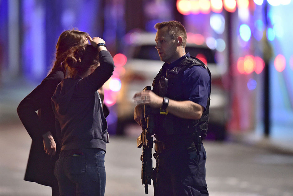 Londra a fost lovita in noaptea de sambata spre duminica de un nou atentat terorist, in plin centru al capitalei britanice.