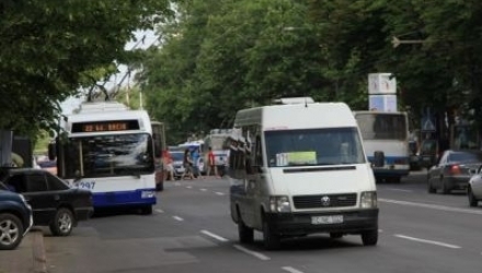 Administratorii rutelor de microbuze din capitală impun autorităților un ultimatum.