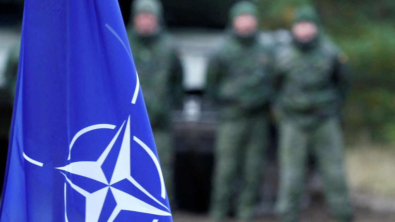 НАТО рассмотрит размещение боевых групп в Восточной Европе.