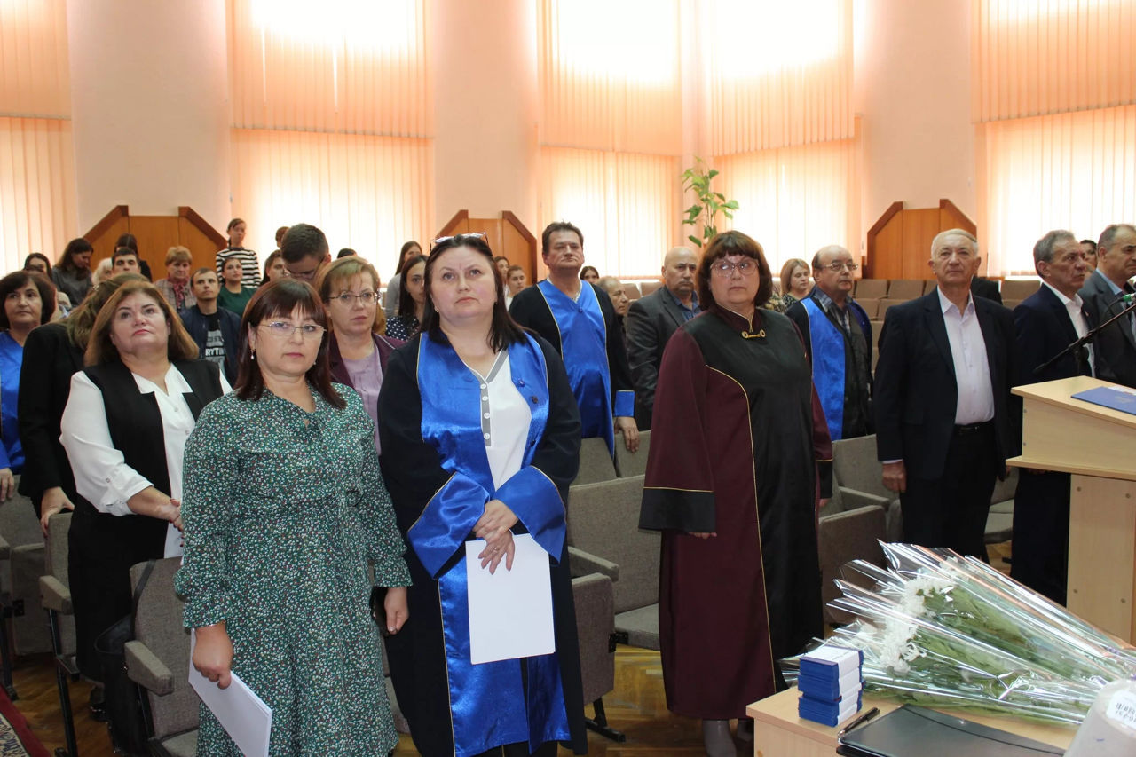 Тараклийский университет на грани закрытия: педагоги без зарплат.