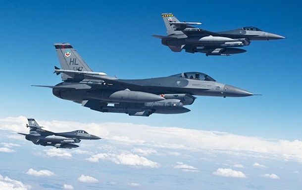 Иран закрыл воздушное пространство для США.