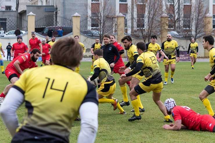 Rugby-ul moldovenesc e sortit pierii prin disputa Revenco-Cotruță