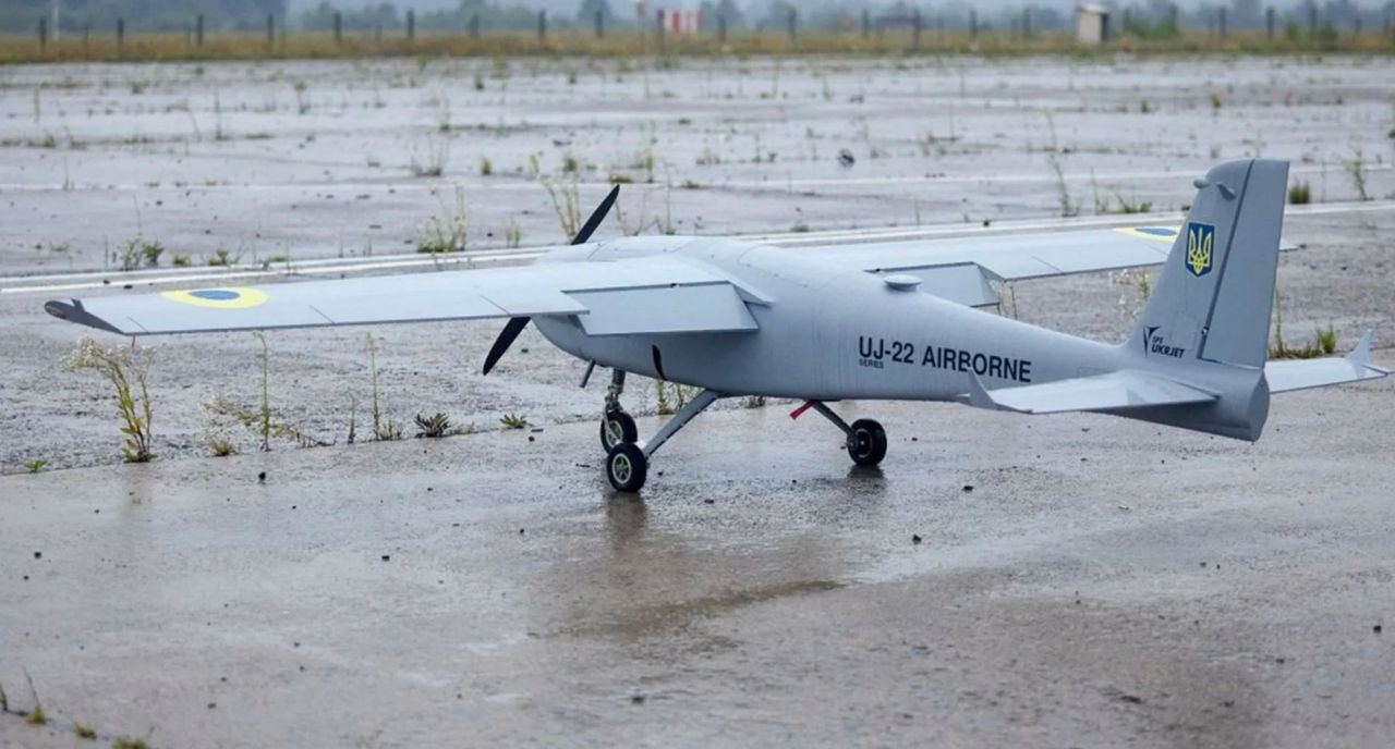 Шмыгаль: В 2025 году Украина произведёт 30 тыс. дальнобойных беспилотников и 3 тыс. ракет.