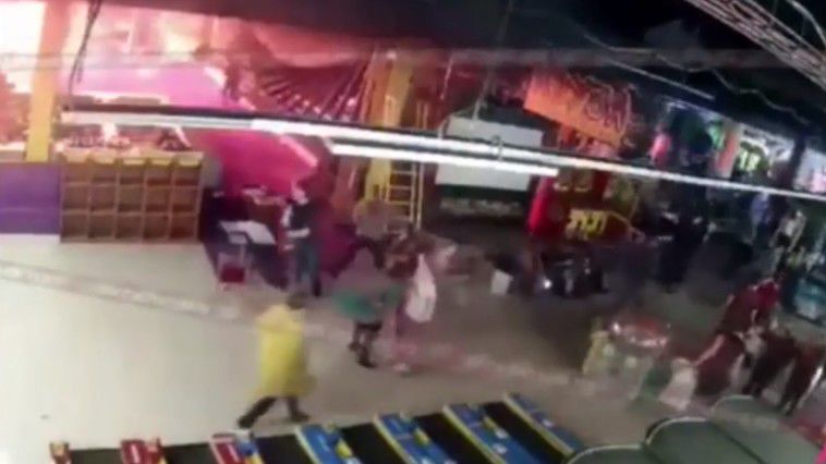 Momentul izbucnirii incendiului din Kemerovo.