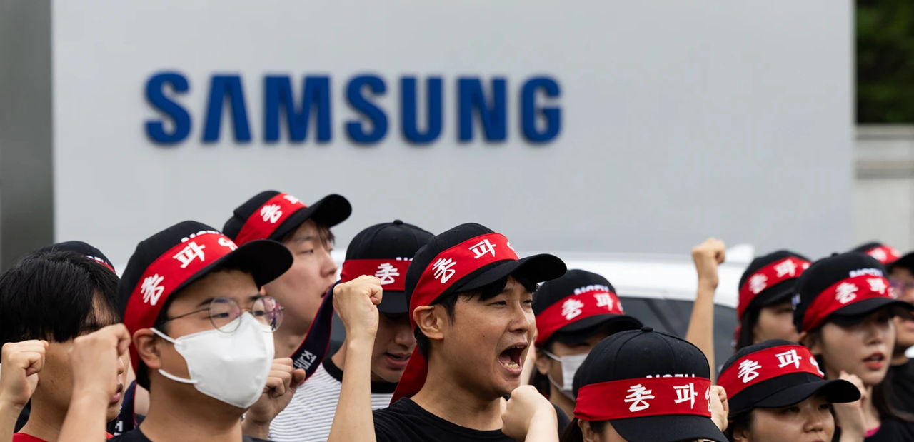 Angajații Samsung pregătesc o grevă de 18 zile pe fondul creșterii cererii pentru cipuri AI.