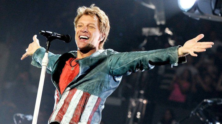 Legendarul Bon Jovi și-a vândut apartamentul din New York cu 16 milioane de dolari.