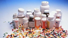 Sistemul public de canalizare e folosit drept groapă de gunoi pentru medicamente expirate.