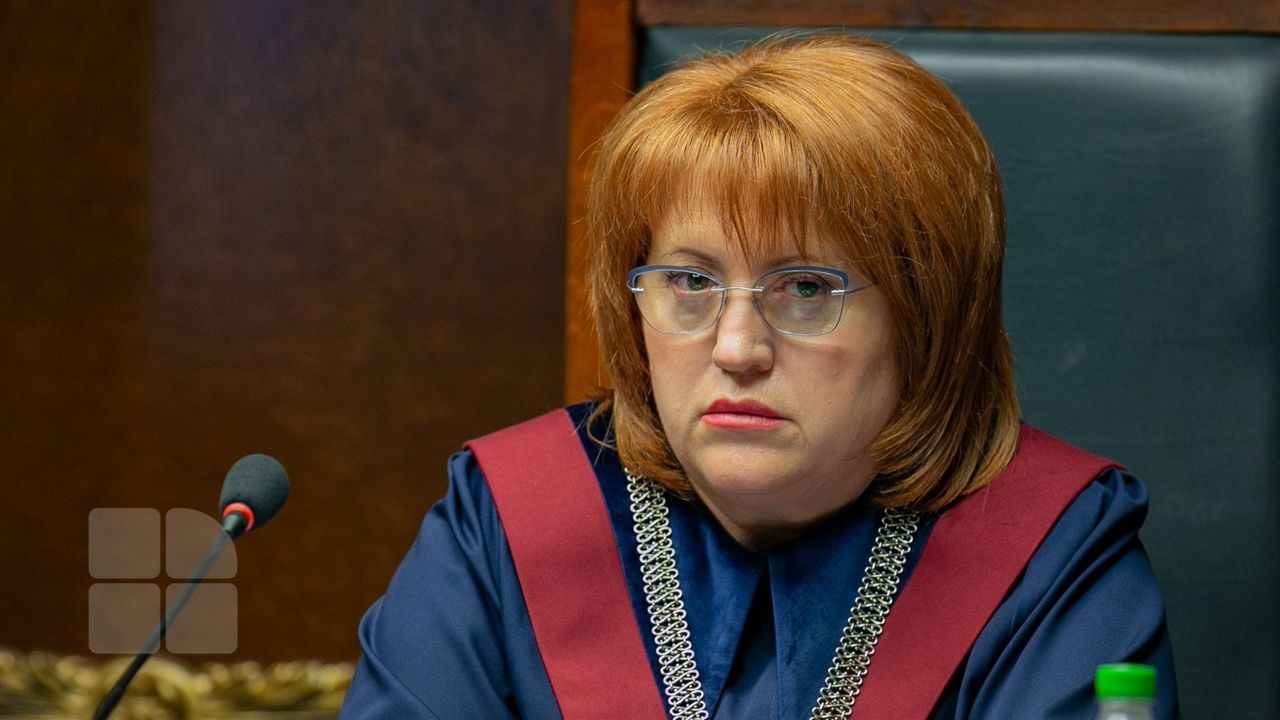 Председатель Конституционного суда Домника Маноле.