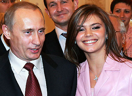 Președintele Rusiei, Vladimir Putin și gimnasta Alina Kabaeva au oferit din nou subiecte jurnaliştilor de scandal.
