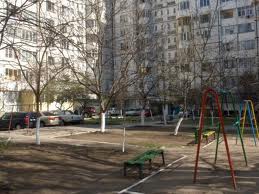 Обещанные мэрией работы по обустройству территории для самых чистых дворов столицы на сумму 100 тыс. леев так и не были проведены. Фото: obzormd.com