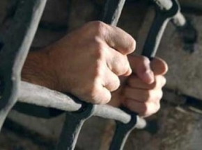 18-летний житель Комрата, находясь под домашним арестом, совершил две кражи в родном городе.