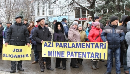 Deținătorii de patente își vor putea desfășura activitatea pe o suprafață de comerț mai mare, iar taxele pe care le vor achita vor fi plafonate în funcție de localități. 