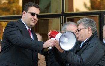 Liberalii au discutat în contradictoriu de mai multe ori pe marginea mai multor proiecte de lege cu colegii de Alianţă.