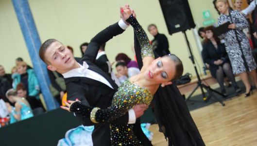 Александр Быркэ и Екатерина Вяльшина стали победителями чемпионата Европы по юношеским спортивным танцам.
