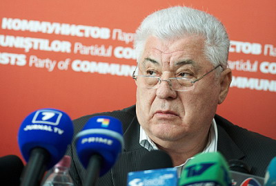 Dacă va fi votat în functia de premier, Iurie Leancă va fi doar umbra lui Filat, a declarant Vladimir Voronin.