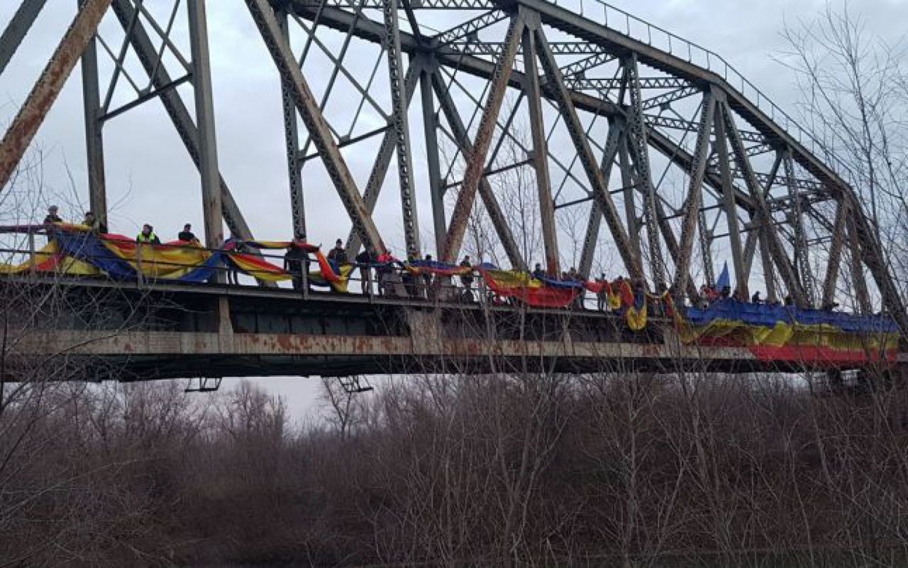 Anul Centenar al Marii Uniri: Un tricolor a legat cele două maluri ale Prutului