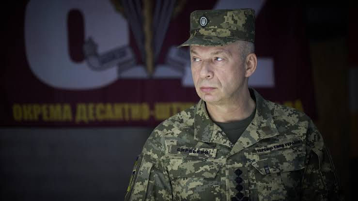 Зеленский объявил об отставке главкома ВСУ Александра Сырского.