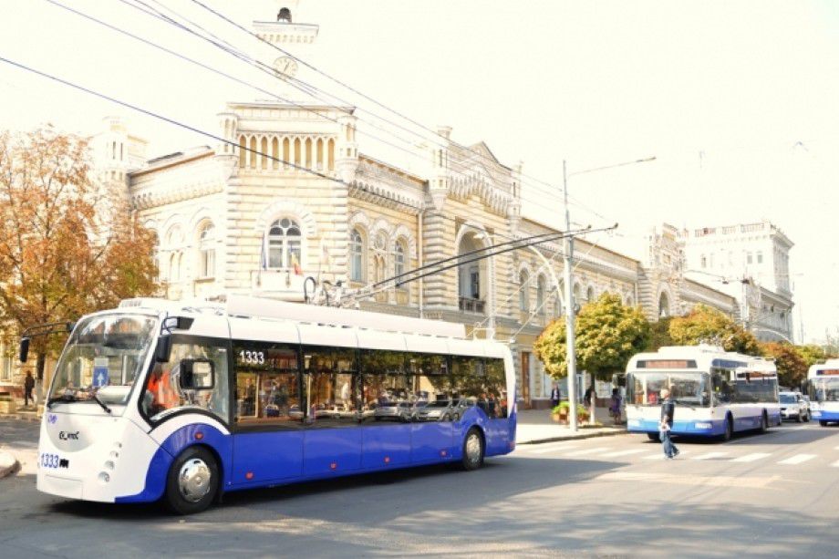 Începând de astăzi, 1 iunie, circulația troleibuzelor pe rutele nr.11 și 16 va fi suspedată.