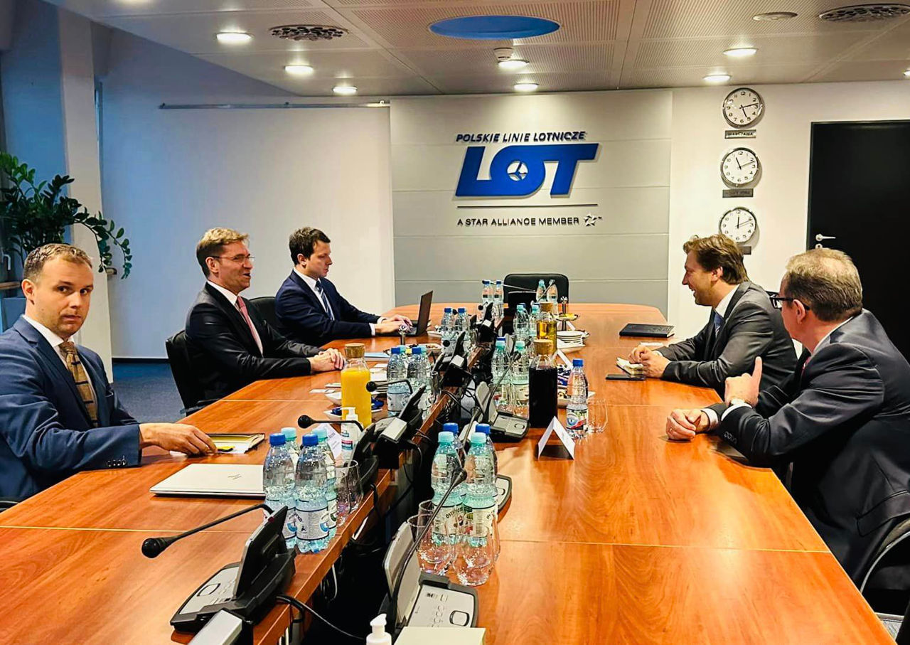 LOT Polish Airlines увеличит количество рейсов из Кишинева в Варшаву.