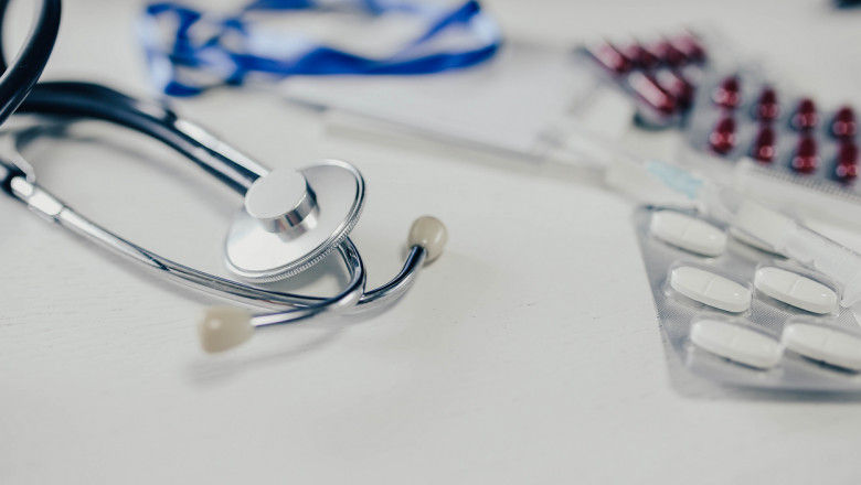 Penurie de medicamente în spitalele din România. Două unități vor rămâne în curând fără un antiinflamator esențial.