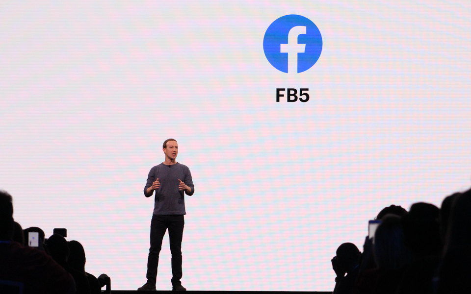 Власти США подали антимонопольный иск против Facebook.