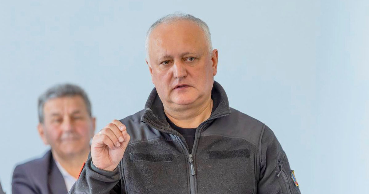 Социалисты требуют провести референдум по административной реформе.