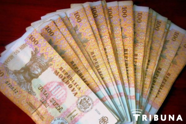 Бюджеты партий сформировались исключительно из пожертвований, которые лились рекой в некоторые партии.