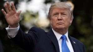 Trump continuă curățenia: Vrea să mai demită un consilier