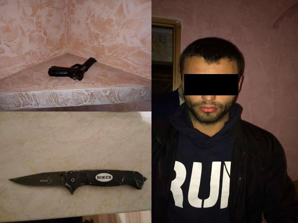 Au ameninţat victima cu un pistol şi un cuţit, furându-i averea. Foto: politiacapitalei.md
